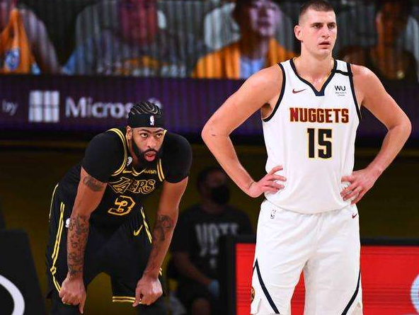 开云体育APP下载-佛罗伦萨遭遇血雨腥风，危险局面待解