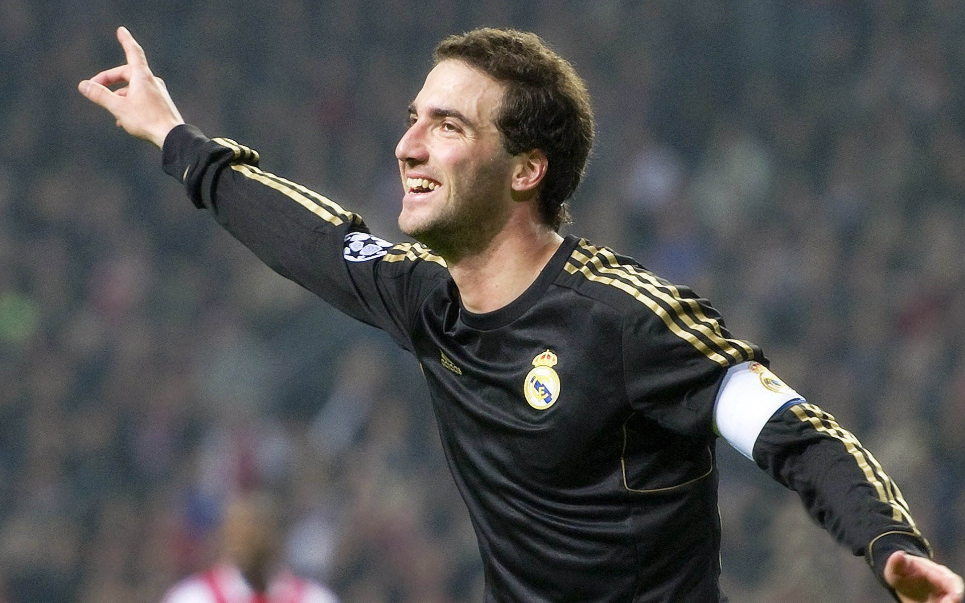 门将战争，奥纳纳用一场不失球完成自我救赎