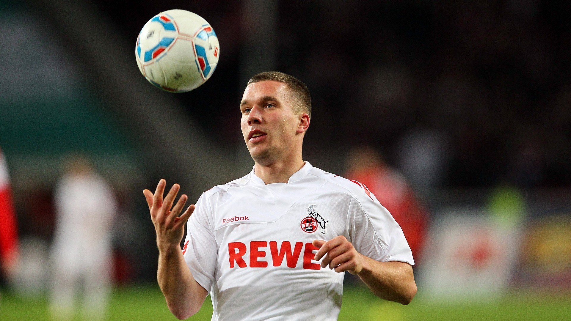 圣地与剑，塞维利亚2048分钟的暴雨中，如何以安达卢西亚之焰粉碎爱尔兰的翡翠之梦